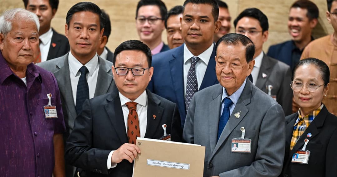 ฝ่ายค้าน ยื่นญัตติอภิปรายรัฐบาล แบบไม่ลงมติ เผยมีนโยบายเรือธง เรื่อง ‘ทักษิณ’ มีหรือไม่ ขอให้รอฟัง