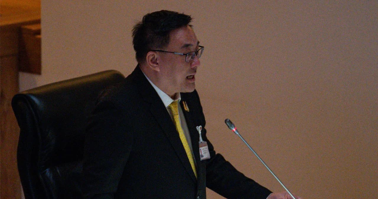 ‘จุลพันธ์’ โต้ใช้งบฟุ่มเฟือย นายกฯ ไป ตปท. ไม่ได้นั่งเฟิร์สคลาส พรมทอมือขนแกะ เป็นหน้าตาประเทศ