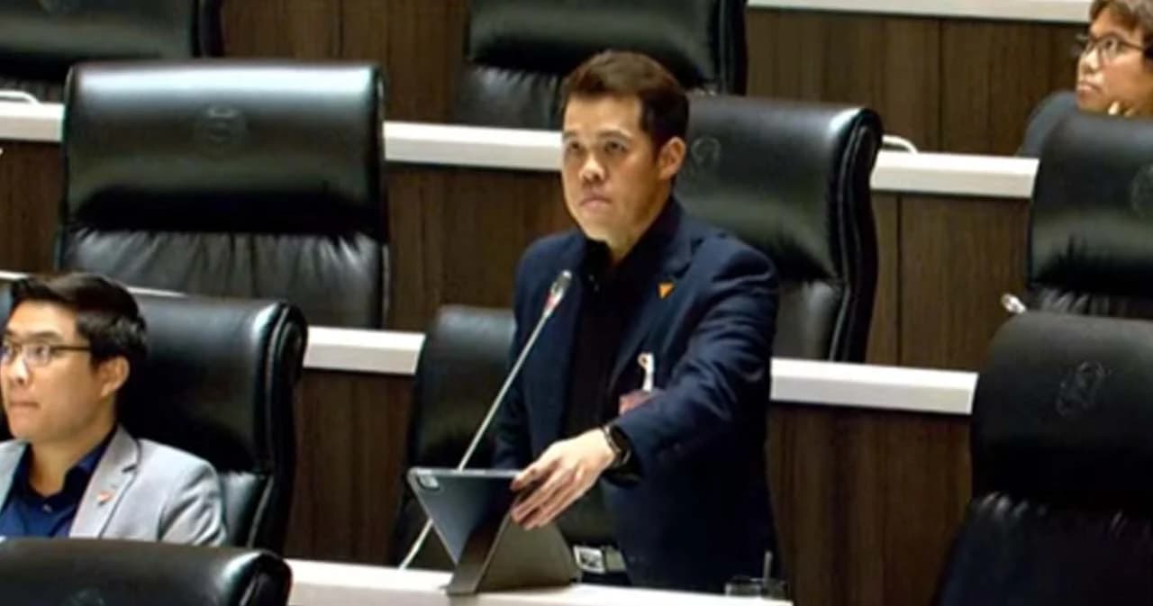 สภาฯ ถกงบ’67 วันที่ 2 มติเอกฉันท์ ตัดงบฯ กระทรวงดีอี กว่า 72 ล้าน ขยี้ ‘ศูนย์ตรวจสอบเฟคนิวส์’