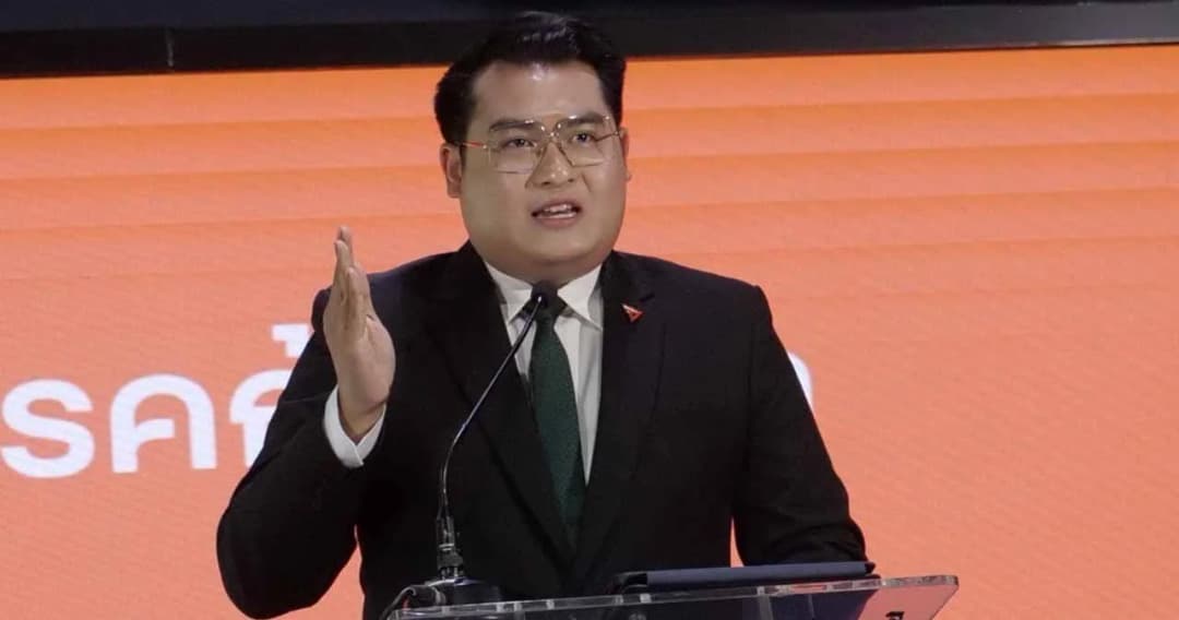 ‘ก้าวไกล’ จี้รัฐบาลตอบให้ชัด ลดยอดกำลังพลปีนี้เหลือเท่าไหร่