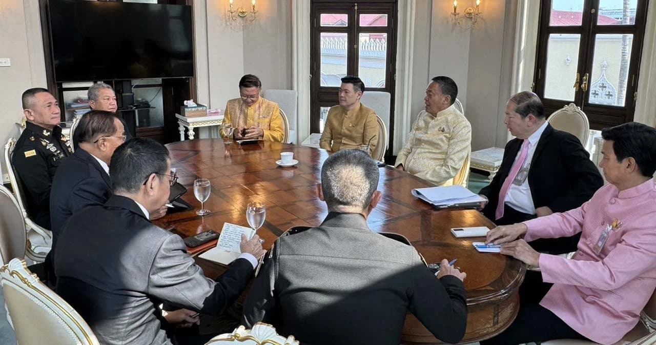 นายกฯ ประชุม กต.-ผู้นำเหล่าทัพ เตรียมตั้งคณะทำงาน รับมือสถานการณ์ในเมียนมา
