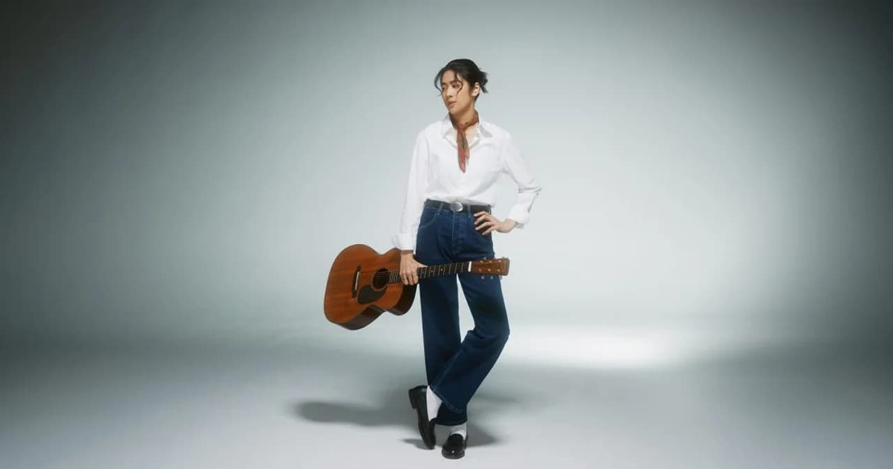 ‘เก่งไม่พอ’ ซิงเกิลชวนน้ำตาซึม เพลงใหม่ล่าสุดจาก sarah salola