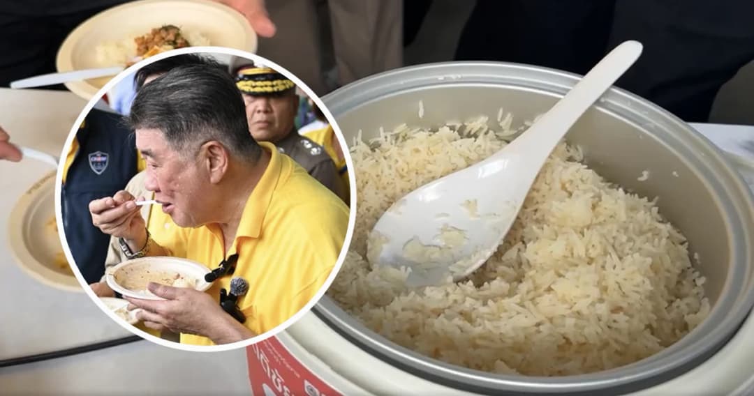 ‘ภูมิธรรม’ โชว์กินข้าว ที่เก็บ 10 ปี ยุคจำนำข้าว ยันคุณภาพยังดี เตรียมเปิดประมูลขาย