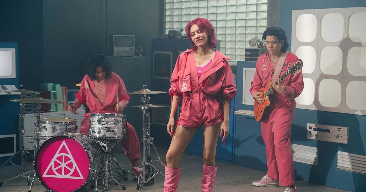 ‘KLEAR’ ขอเป็นหน่วยกู้ใจ ถ้าเจอคนที่ใช่ก็บอกไปเลย ‘อยากอกหักกับเธอ’ เพลงจังหวะสนุก สีสันใหม่ พร้อมโชว์สกิลการแสดงที่กั๊กมานาน