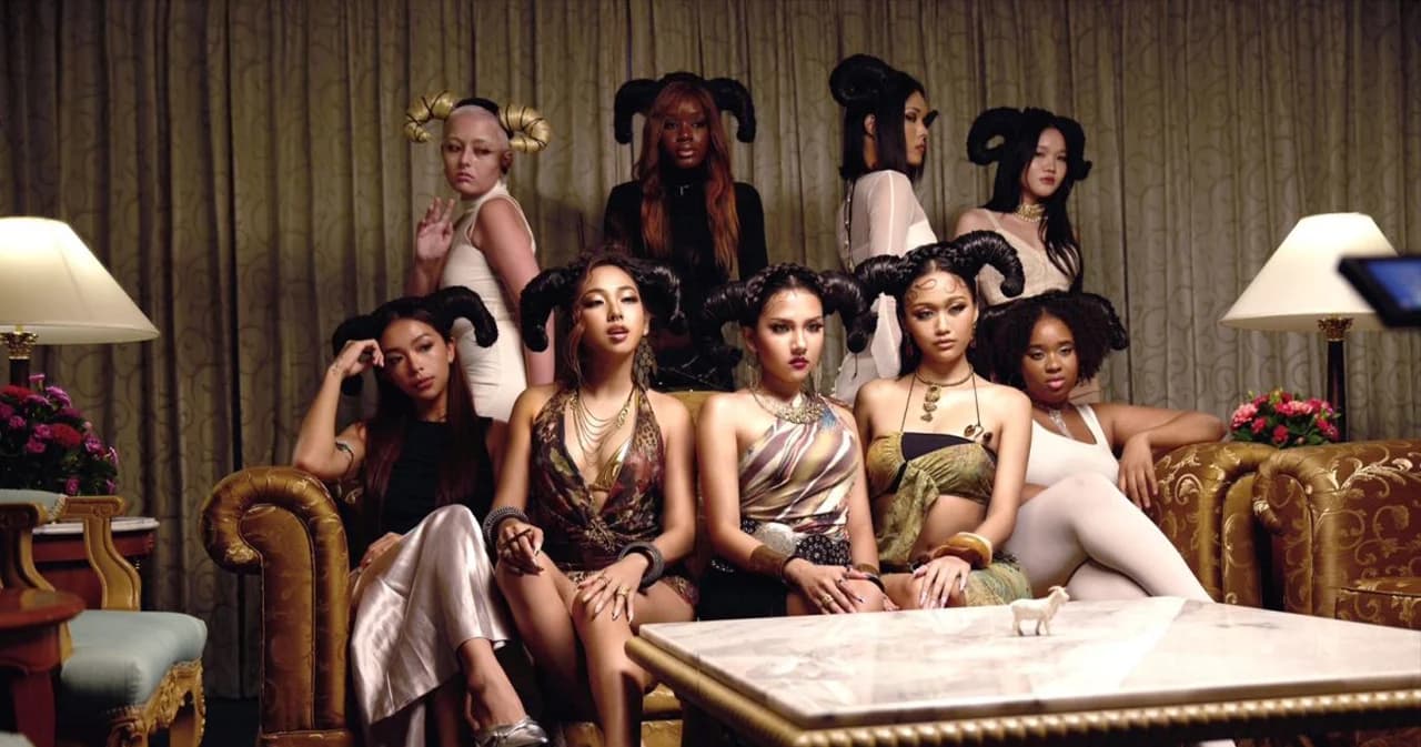 สวยสร้างเรื่อง ‘DREAMGALS’ ปล่อยเอ็มวี ‘SORRY’ เพลงเร่าร้อน จากวลีติดปากคนฮอต “โทษนะ เขามาเอง”