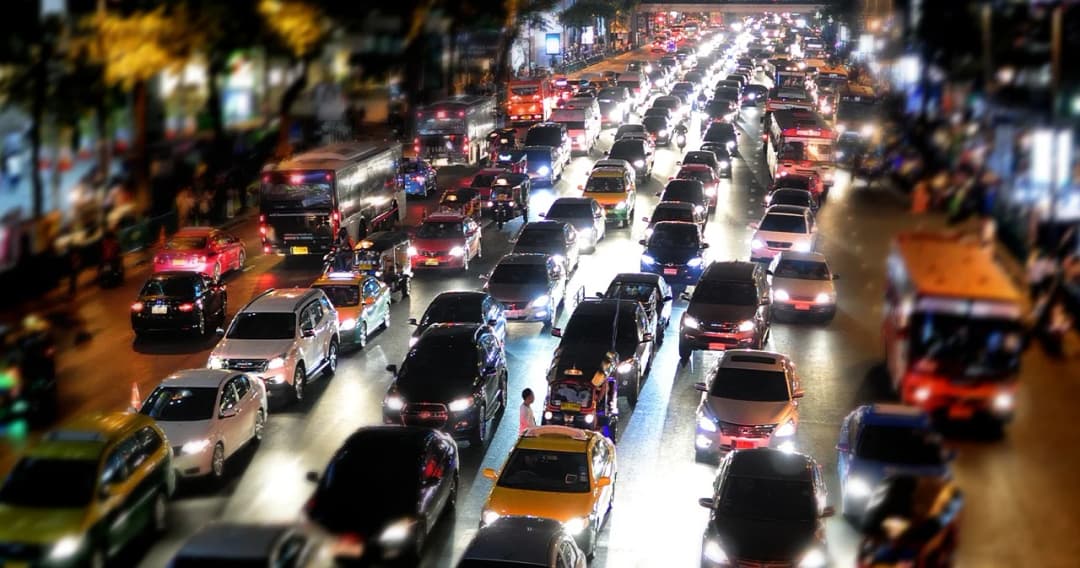 ยอดขายรถยนต์ไทยหด ตลาดอิ่มตัว รถวิ่งเฉียด 20 ล้านคัน เฉลี่ย 277 คัน ต่อคนไทย 1,000 คน