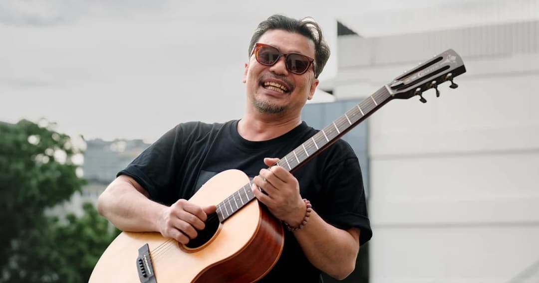 คุยกับ โป้ โยคีเพลย์บอย ผู้ชายที่ชีวิตคาดเดาไม่ได้ กับคอนเสิร์ตอะคูสติกที่คาดไม่ถึง