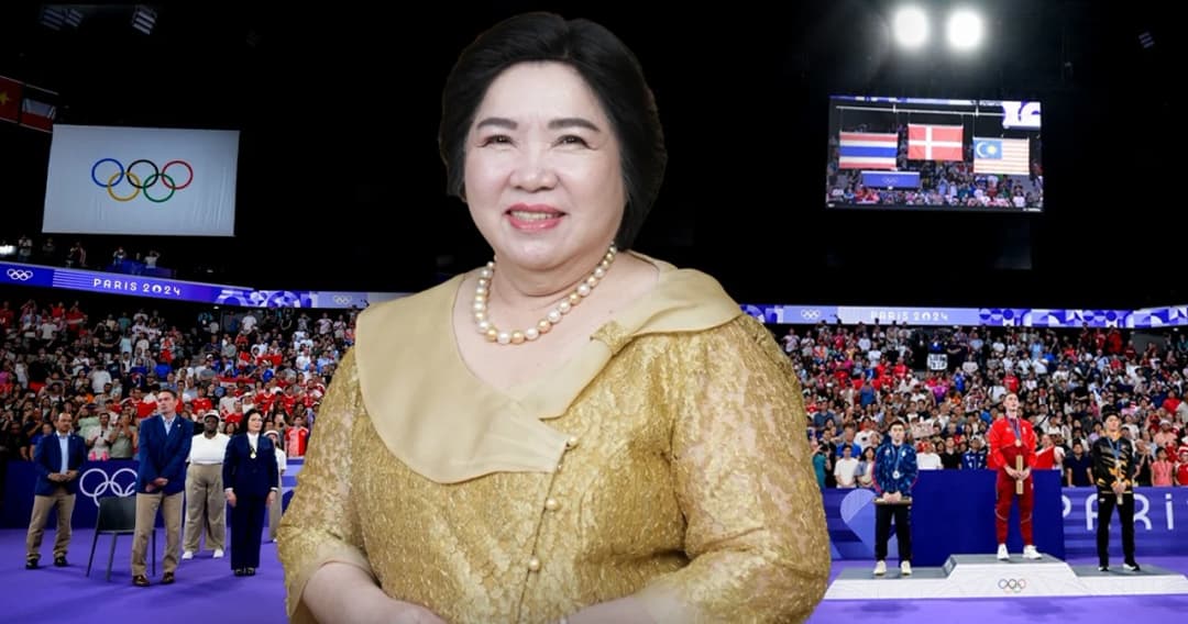 แม่ปุก-กมลา ทองกร ผู้ก่อตั้งโรงเรียนแบดมินตันบ้านทองหยอด และ ประธานโรงเรียนแบดมินตันบ้านทองหยอด