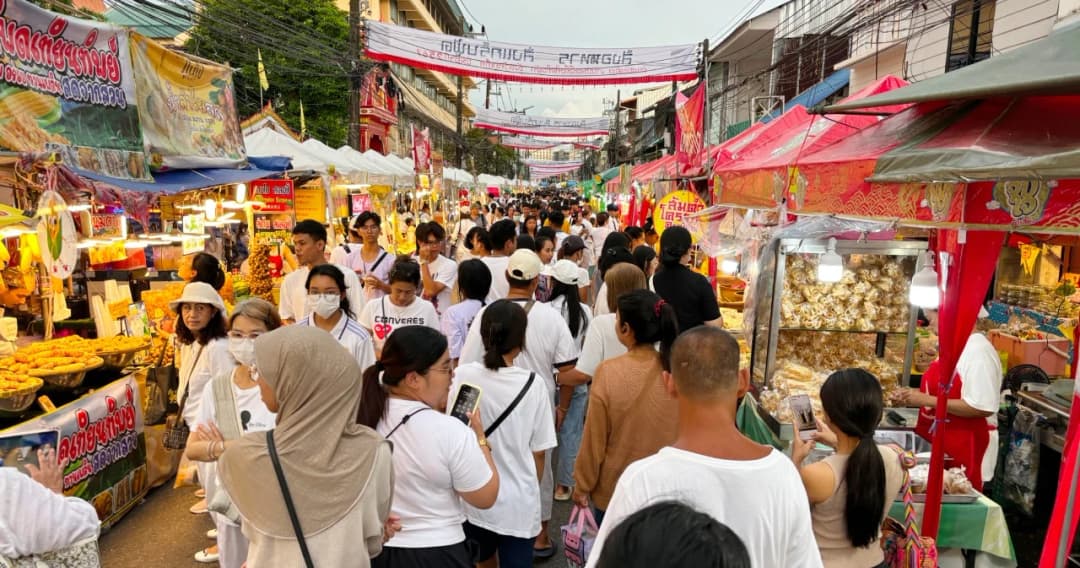 เริ่มแล้ว ประเพณีถือศีลกินผัก จังหวัดภูเก็ต TCEB พาชมนิทรรศการและบรรยากาศจริง หลังคว้าตำแหน่ง “เมืองเทศกาลโลก ประจำปี 2024”