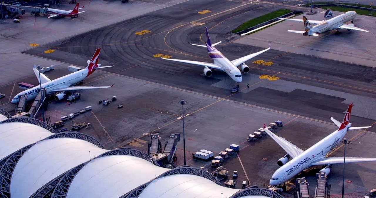 คุ้มค่าไหม? ปรับปรุงสนามบิน 9.7 หมื่นล้าน แต่นักท่องเที่ยวยังไม่กลับเท่าก่อนโควิด