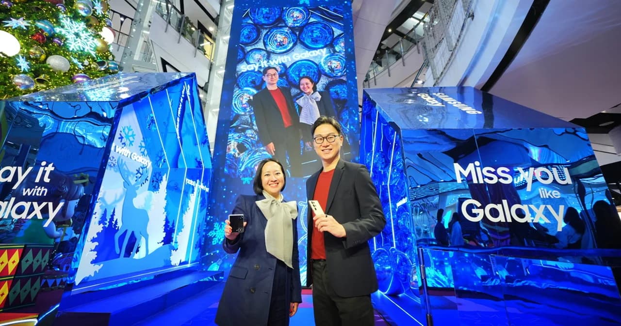 ซัมซุง เทคโอเวอร์ลานลิฟต์แก้ว เซ็นทรัลเวิลด์ สร้างปรากฏการณ์ “Say it with Galaxy”