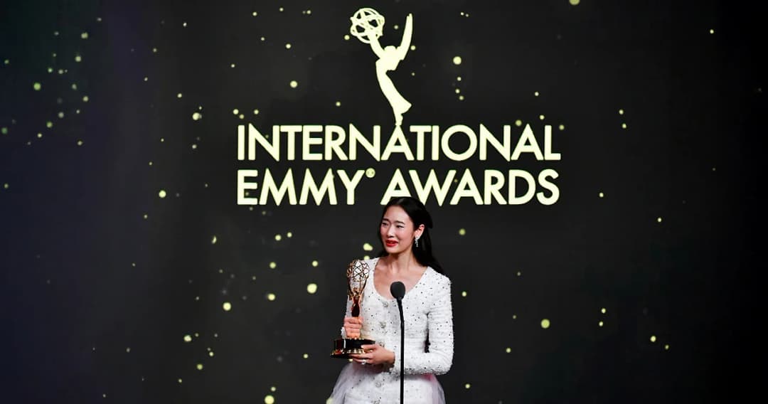 ‘ออกแบบ ชุติมณฑน์’ คว้ารางวัลนักแสดงนำหญิงยอดเยี่ยมในเวที ‘International Emmy Awards’