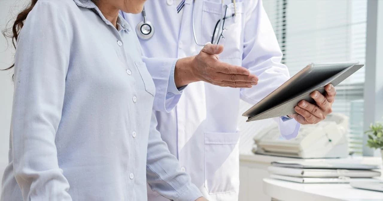 ค่ารักษาพยาบาลในไทยพุ่งสูง แนะรัฐหาทางออก