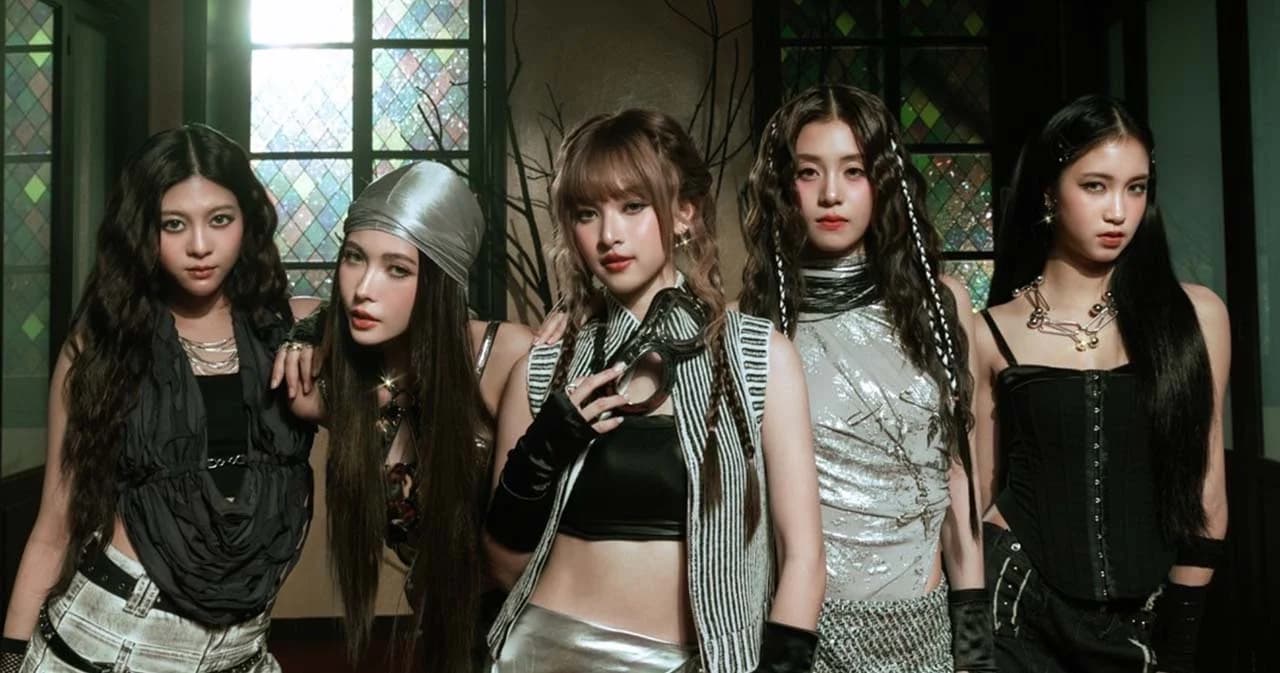 QRRA สลัดลุค Princess ทวงคืนบัลลังก์ ‘QUEEN QRRA’ ส่งคำเตือนฟาดๆ ในซิงเกิลใหม่ ‘After Flirt’