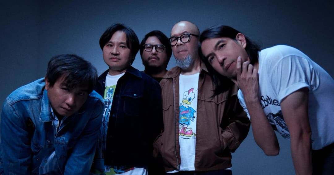 ดำดิ่งสู่ความโดดเดี่ยวของคนในมุมมืด กับซิงเกิลใหม่ “ประภาคาร” จากวงอพาร์ตเมนต์คุณป้า