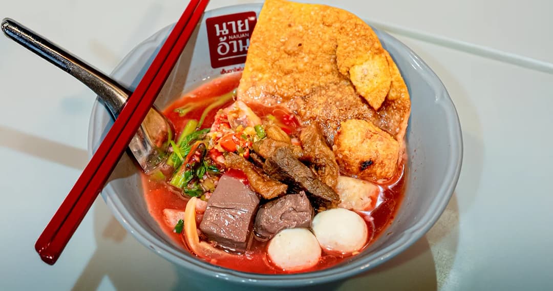 40 สาขาใน 55 ปีของ ‘นายอ้วนเย็นตาโฟ’ เป้าหมายใหญ่อยากเห็นแบรนด์บุกเบิก Food Destination เพื่อคนทุกเจน