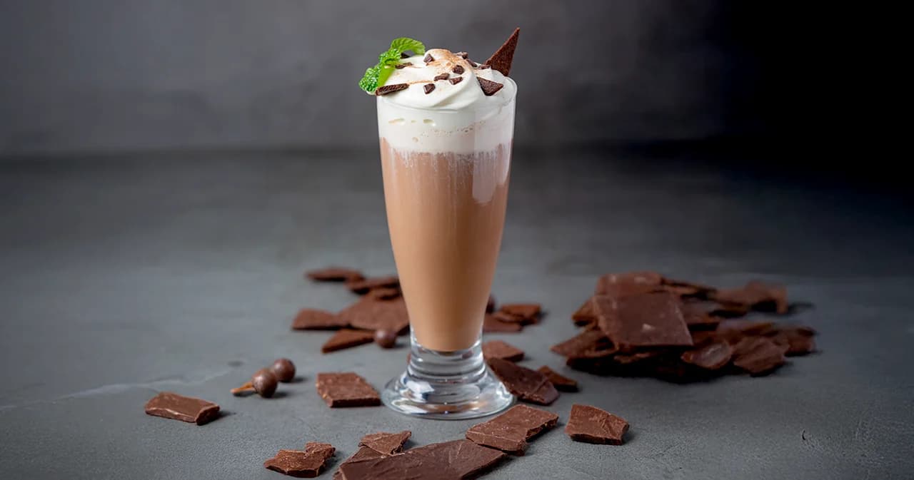 ทำไมโกโก้แพง? เมื่อราคาหนึ่งแก้วสะท้อนปัญหาทั้งโลก