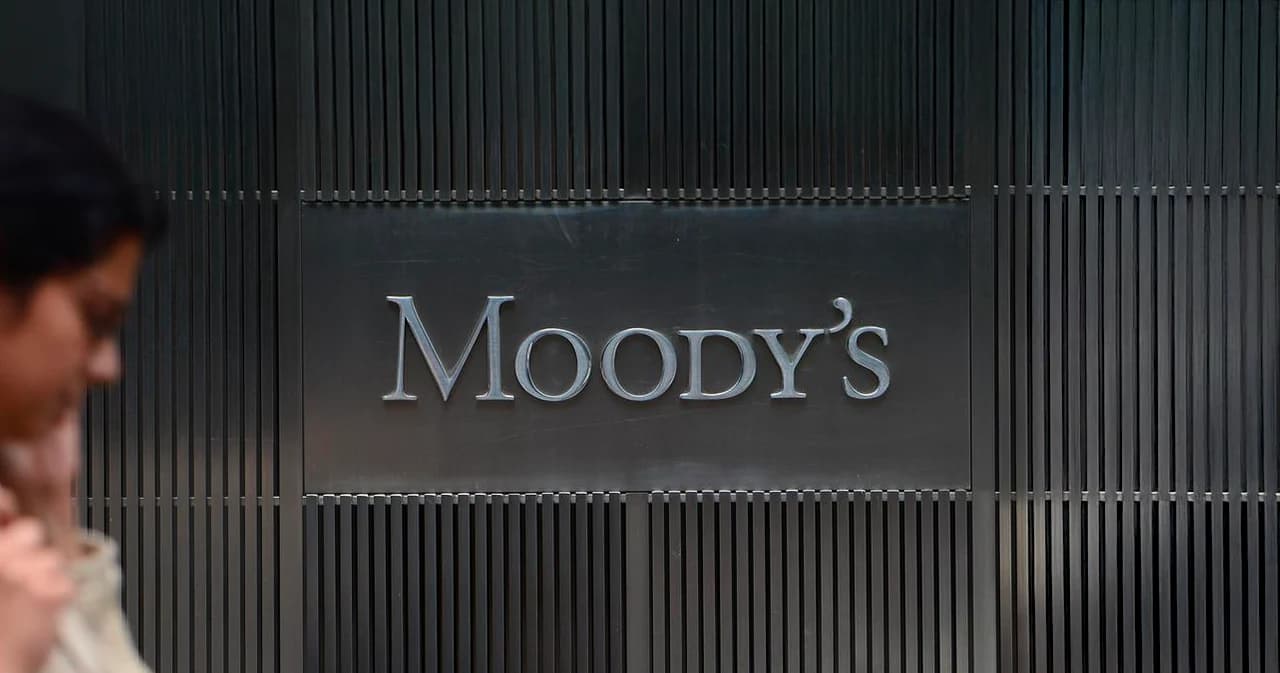 สรุปสาเหตุที่ไทยโดน Moody’s มองลบ พร้อมแนวทางรับมือ