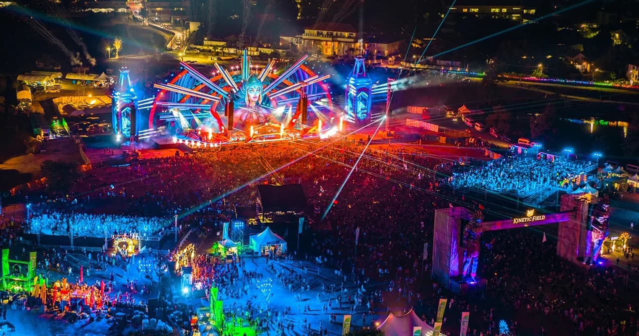 ภูเก็ตร้อนระอุ! เทศกาลดนตรี “EDC Thailand 2026” กลับมาอีกครั้ง 16-18 ม.ค. 2569 – เปิดขายบัตรรอบแรกแล้ววันนี้