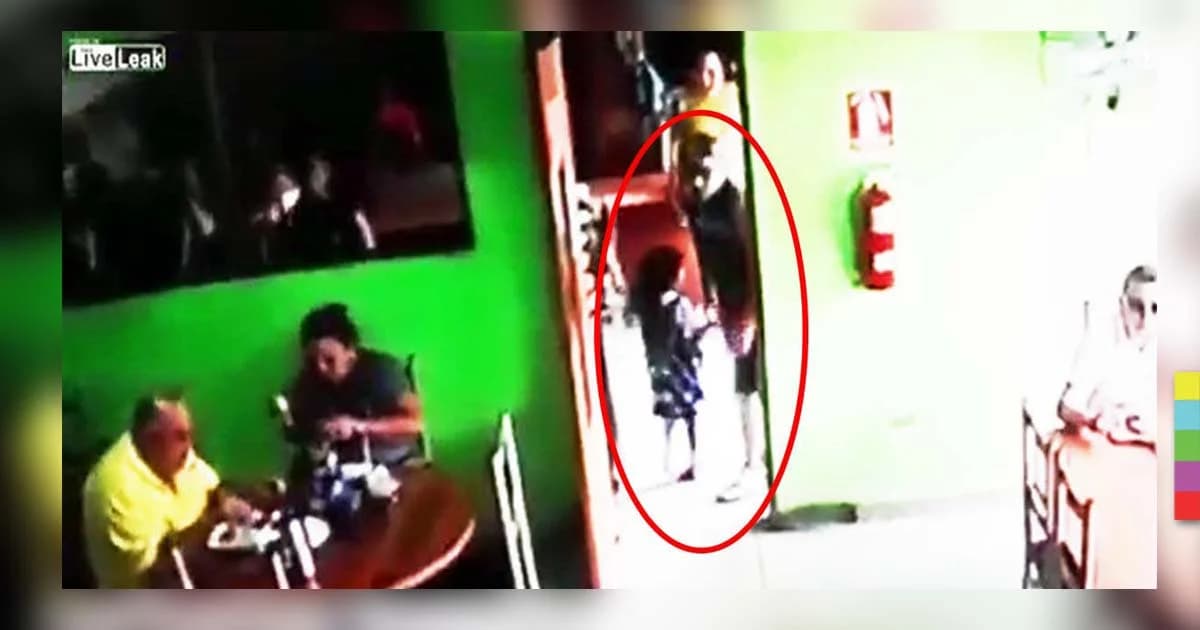 เป็นอาชญากรแต่ก็เห็นแก่เด็ก…ดึงเด็กออกจากประตู ก่อนกระหน่ำยิงรัวๆ