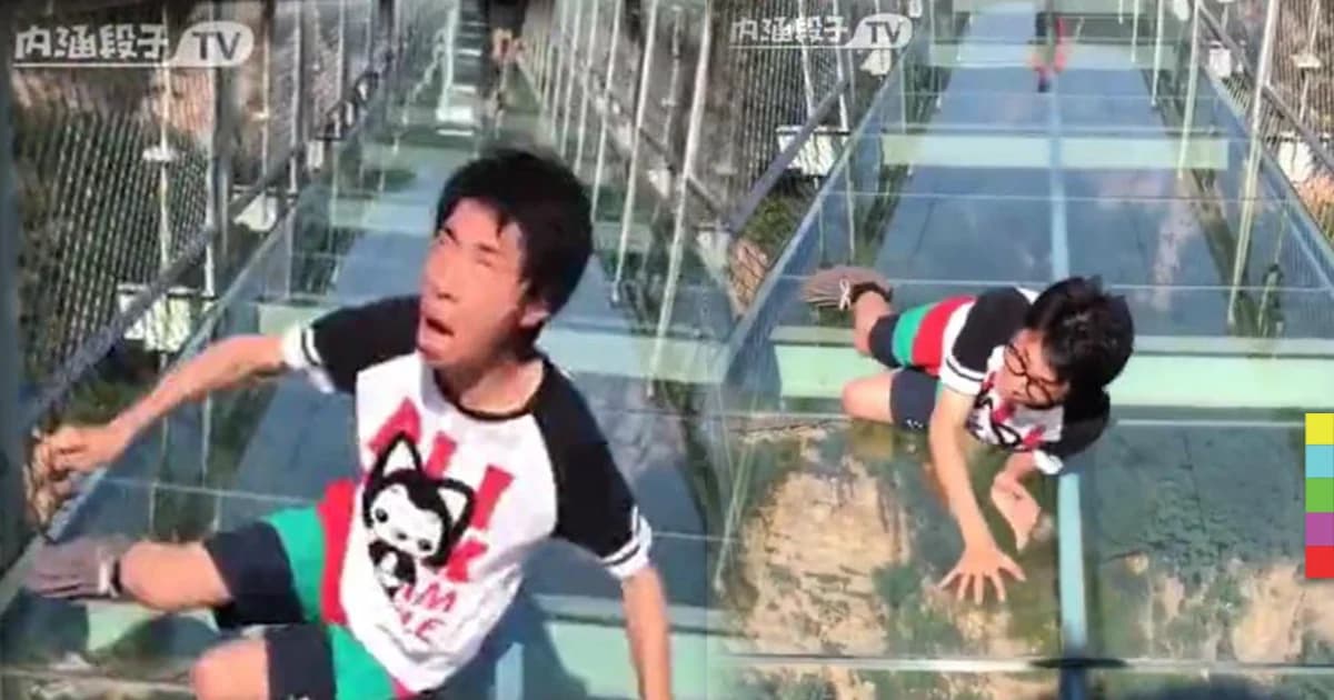 แล้วขึ้นมาทำไม! นักท่องเที่ยวไปสะพานกระจก กลัวจนพูดไม่เป็นภาษา