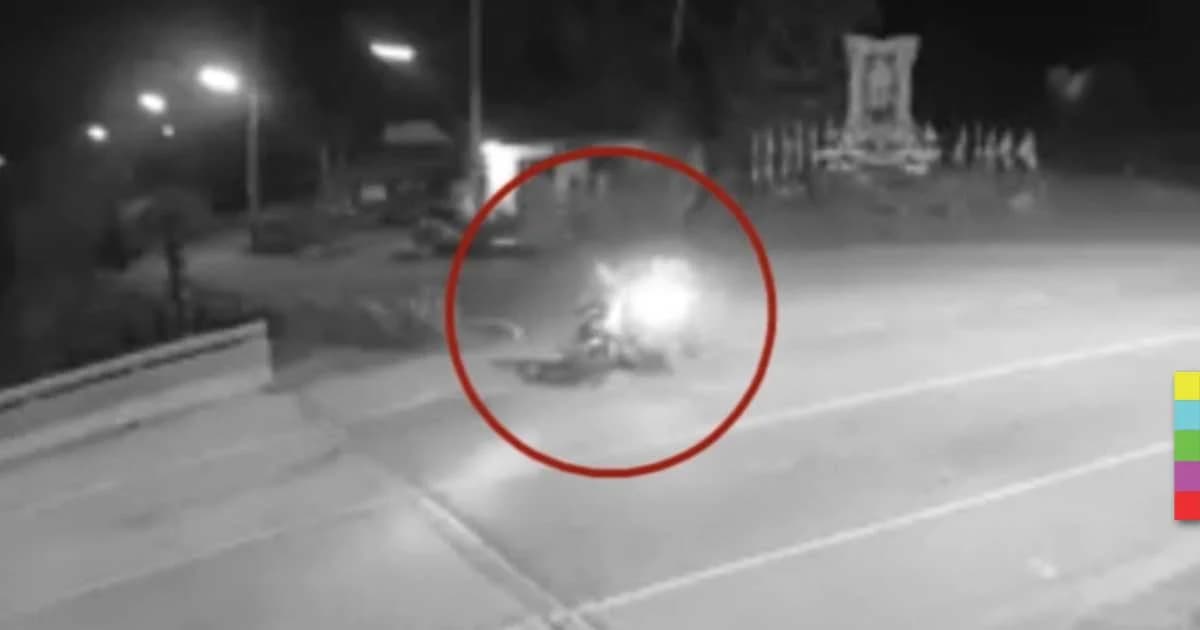 เปิดคลิป ! 3 โจ๋ ขโมย จยย.สาว จอดฝากไว้ที่ป้อมตำรวจ