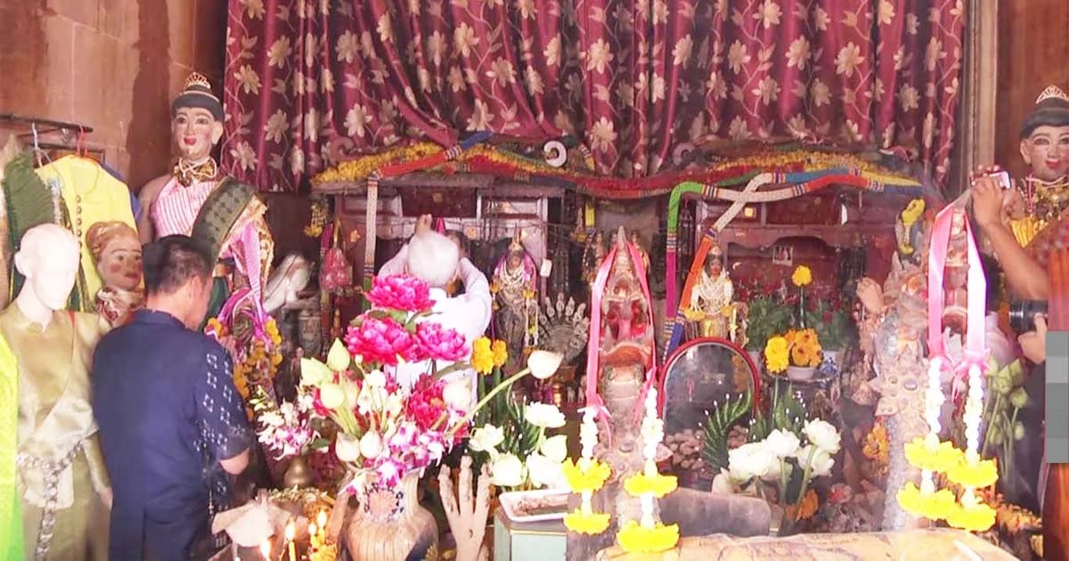 บวงสรวงเจ้าแม่สองนาง วันออกพรรษา เจ้าแม่ปกปักรักษาลำน้ำโขง