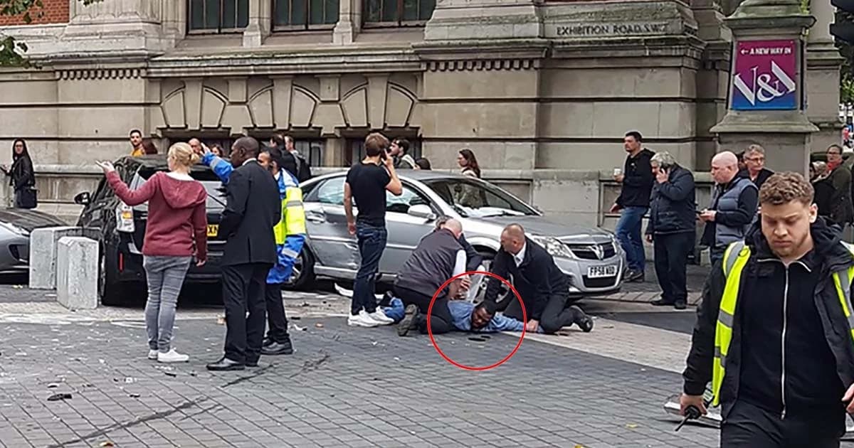 ระทึก ! ขับรถชนคนเดินเท้ากลางกรุงลอนดอน เจ็บ 11 คน