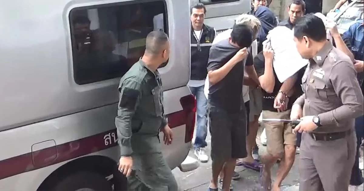 คุมตัวผู้ต้องหา ปล้นเงิน 60 ล้าน ทำแผนชี้จุดเพิ่ม ก่อนฝากขัง