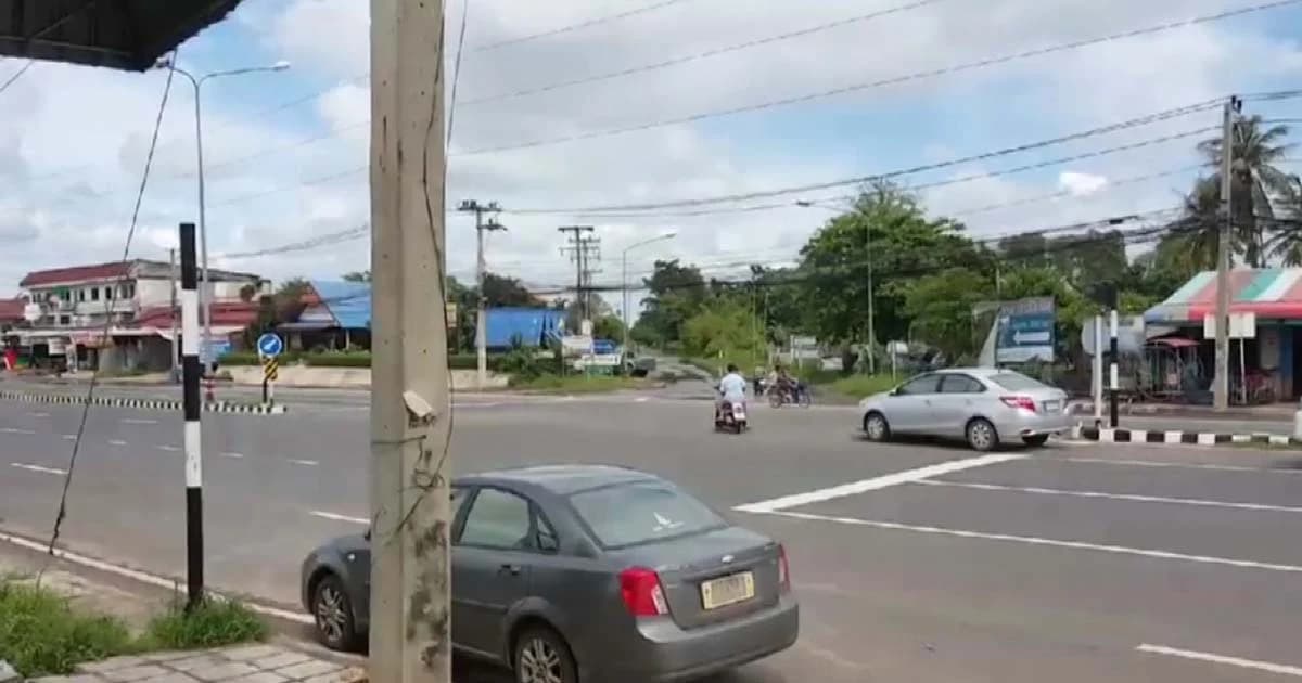 ร้องเรียนสามแยกไม่มีสัญญาณไฟจราจร จ.สุรินทร์