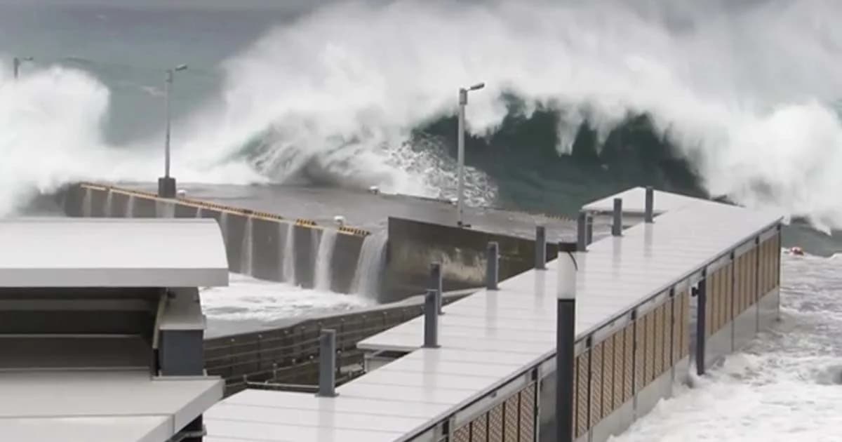 ญี่ปุ่นรับมือ “ไต้ฝุ่นลัง” ถล่มโตเกียววันนี้ 23 ต.ค.