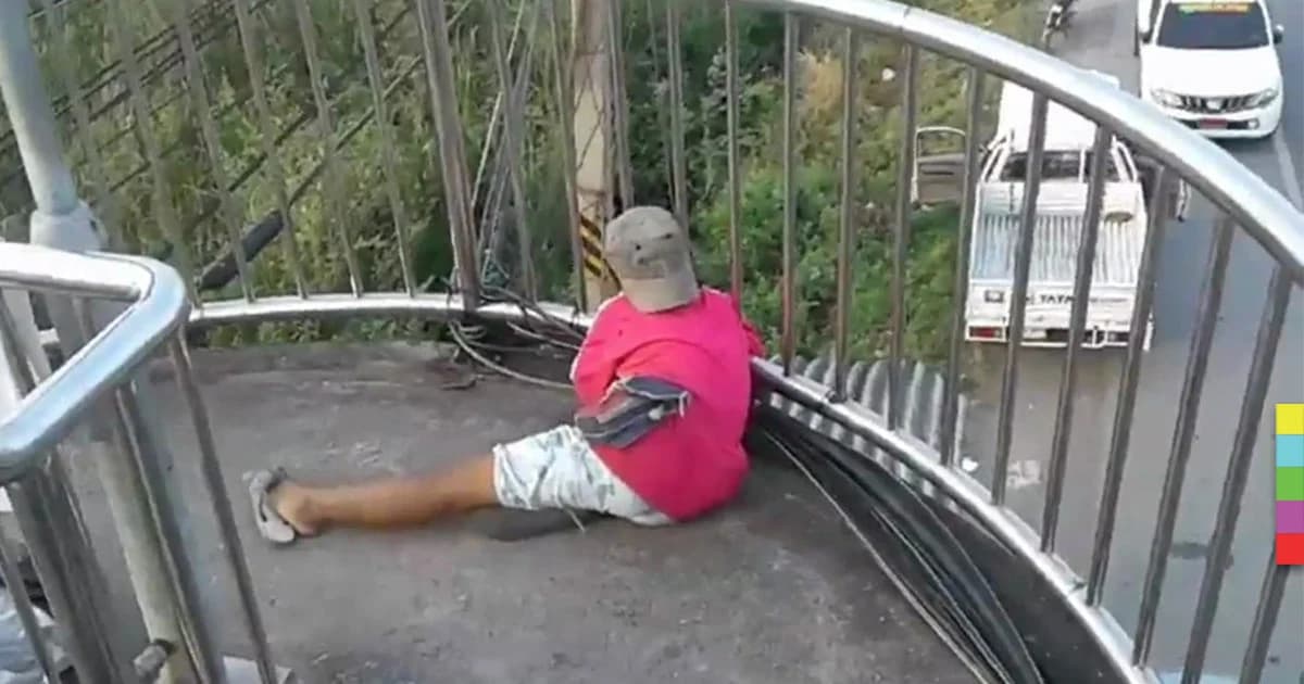 “ไฟช็อต” สาวเก็บของเก่าดับคาสะพานลอย