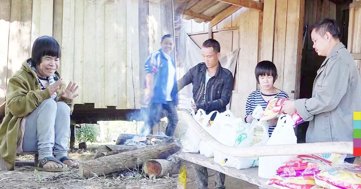 “มูลนิธิเวิร์คพอยท์” ลุยเชียงดาว ช่วยหญิงยากไร้ แขนขาอ่อนแรง