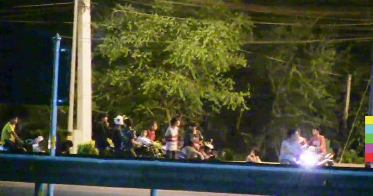 แว้นพัทยานับร้อยเป็นลิงหลอกเจ้า ตร.ไปปุ๊บ ซ่าเกลื่อนถนน