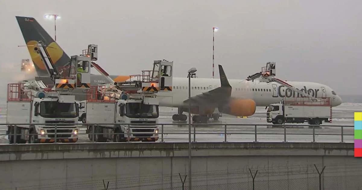 หิมะถล่มยุโรปเหนือ ทำการสัญจรปั่นป่วน เที่ยวบินถูกยกเลิกกว่า 170 เที่ยว