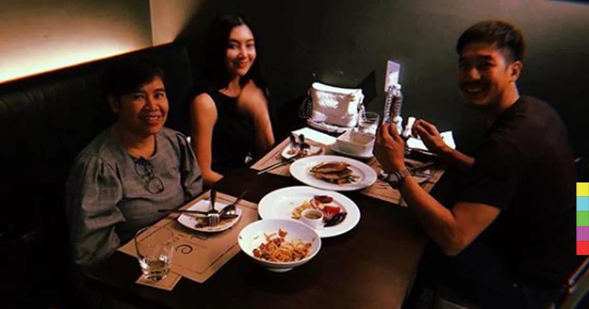 ฟินหนักมาก ! “เวียร์” ควง “เบลล่า” ทานข้าวกับแม่ปราณี ฉลองปีใหม่