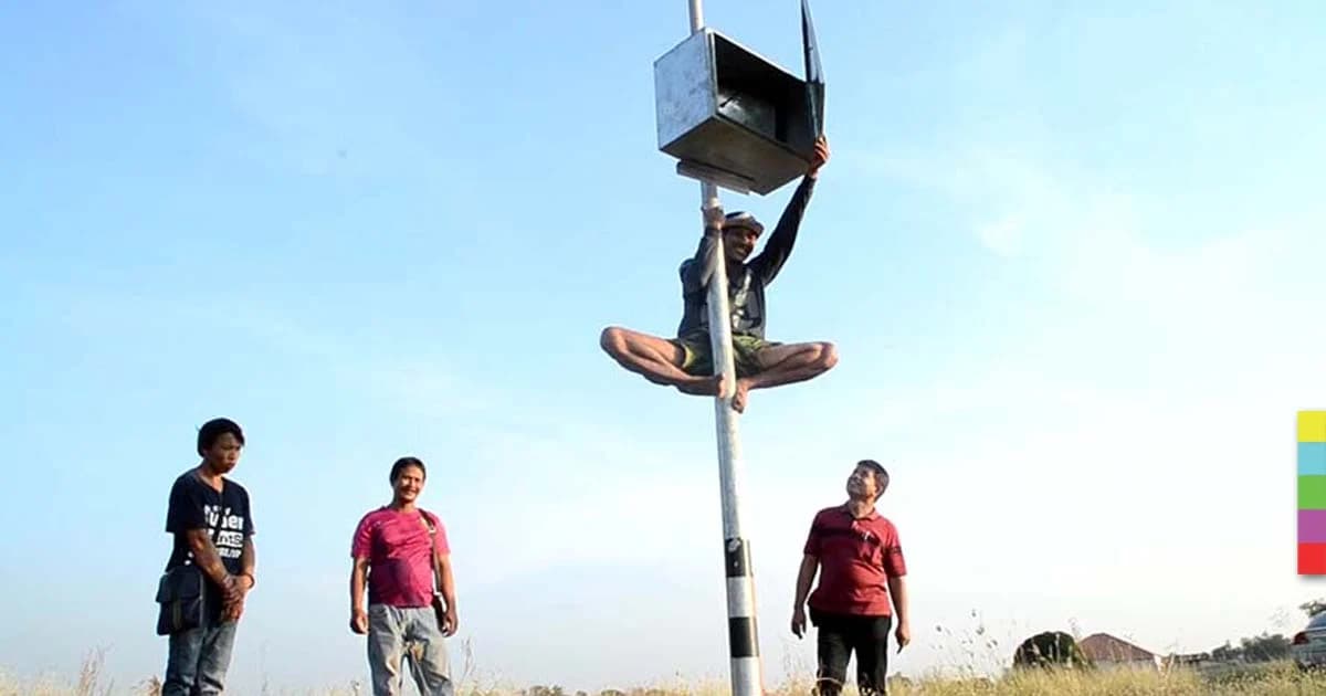 จับหัวขโมยลักแบตเตอรี่โซลาร์เซลล์ไฟฟ้า ทำถนนมืดดับทั้งเส้น