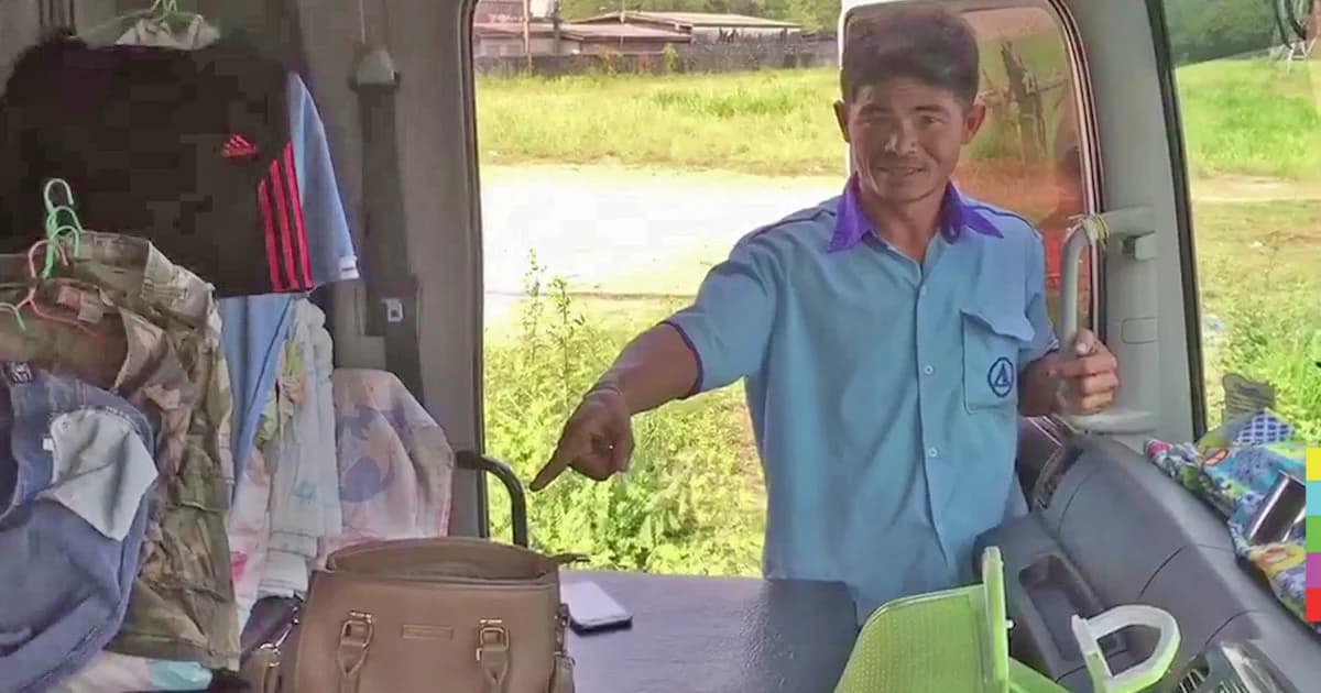 คนขับรถบรรทุกแวะซื้อหอย กลับขึ้นรถสร้อยทองหาย 1 บาท