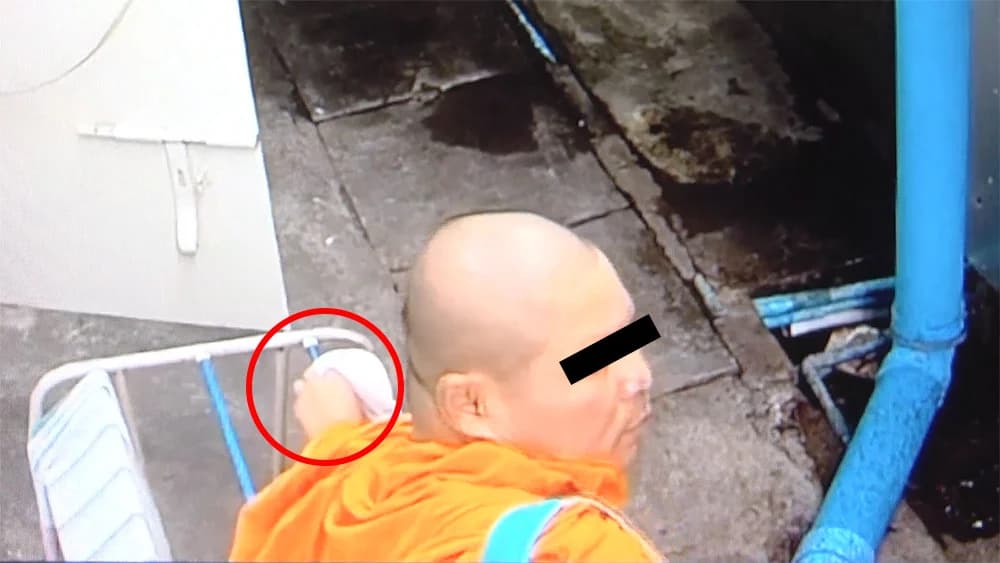 คืบหน้า ! ชายห่มเหลืองลักชุดชั้นในหญิง เป็นพระภิกษุจริง