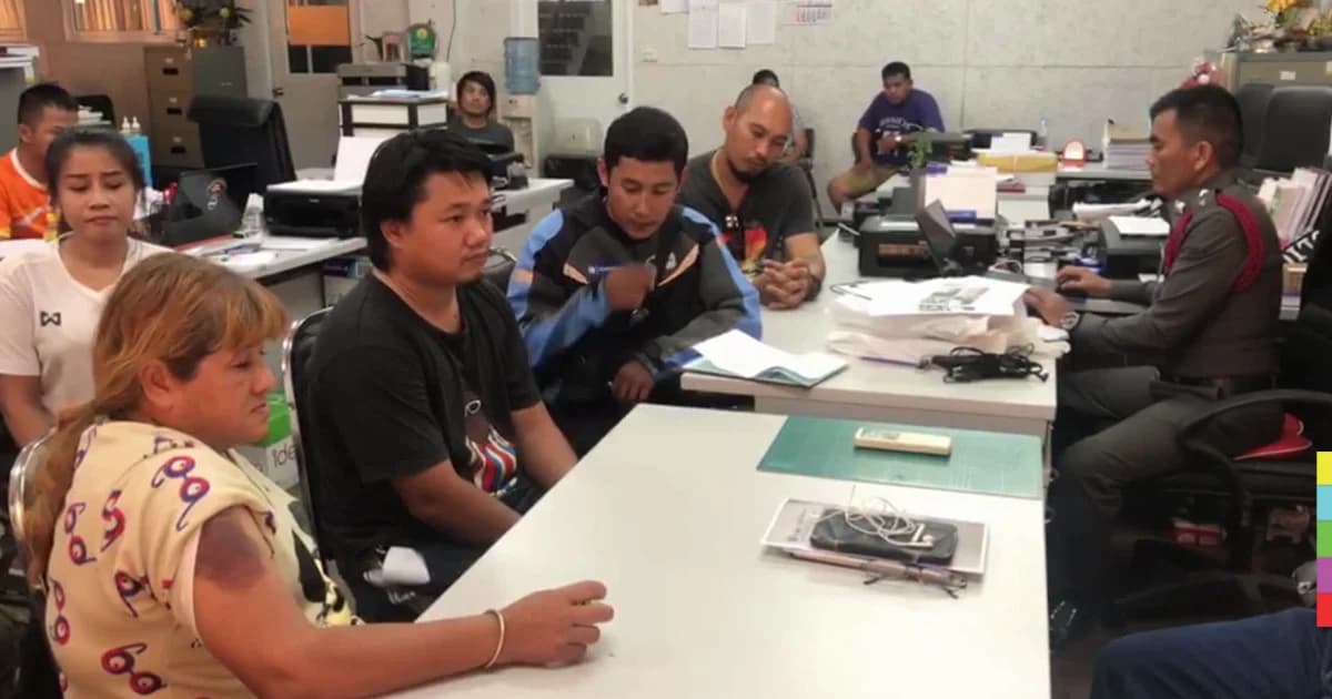 โผล่มอบตัว ! หนุ่มขับเก๋งชน ‘สาวใหญ่’ กระเด็นเจ็บหนัก