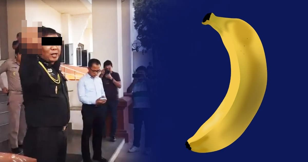 ดูกันชัดๆ ชูหรือไม่ ? นายทหาร อ้าง แค่สะบัดมือ ไม่ได้ชูนิ้วกลาง ให้กลับไปดูคลิป (มีคลิป)