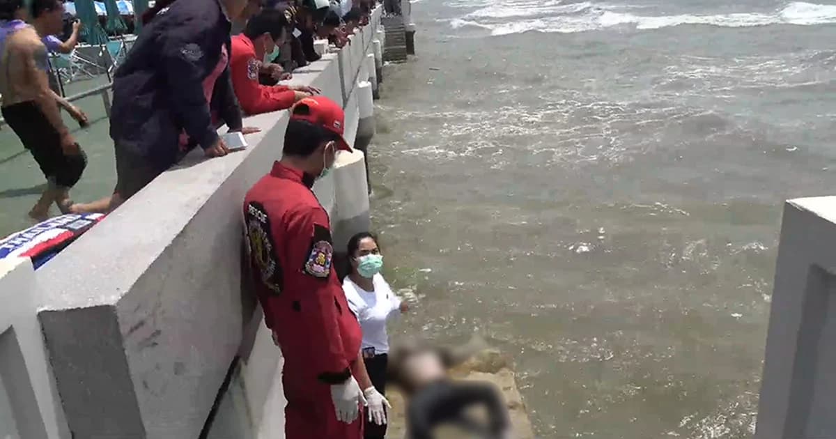 พบศพชายถูกฆ่าปาดคอ ลอยเกยหาดแหลมแท่น