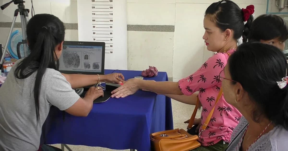 นายจ้างตรัง เร่งนำแรงงานต่างด้าวขึ้นทะเบียนก่อนหมดเขตพรุ่งนี้