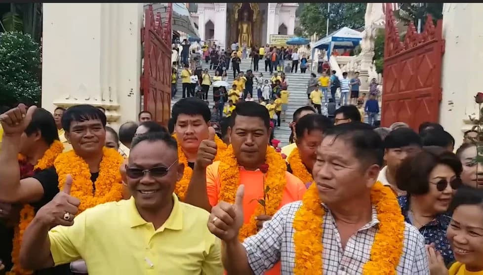 ต้อนรับอบอุ่น ทีมสูบน้ำท่อซิ่งกลับบ้าน