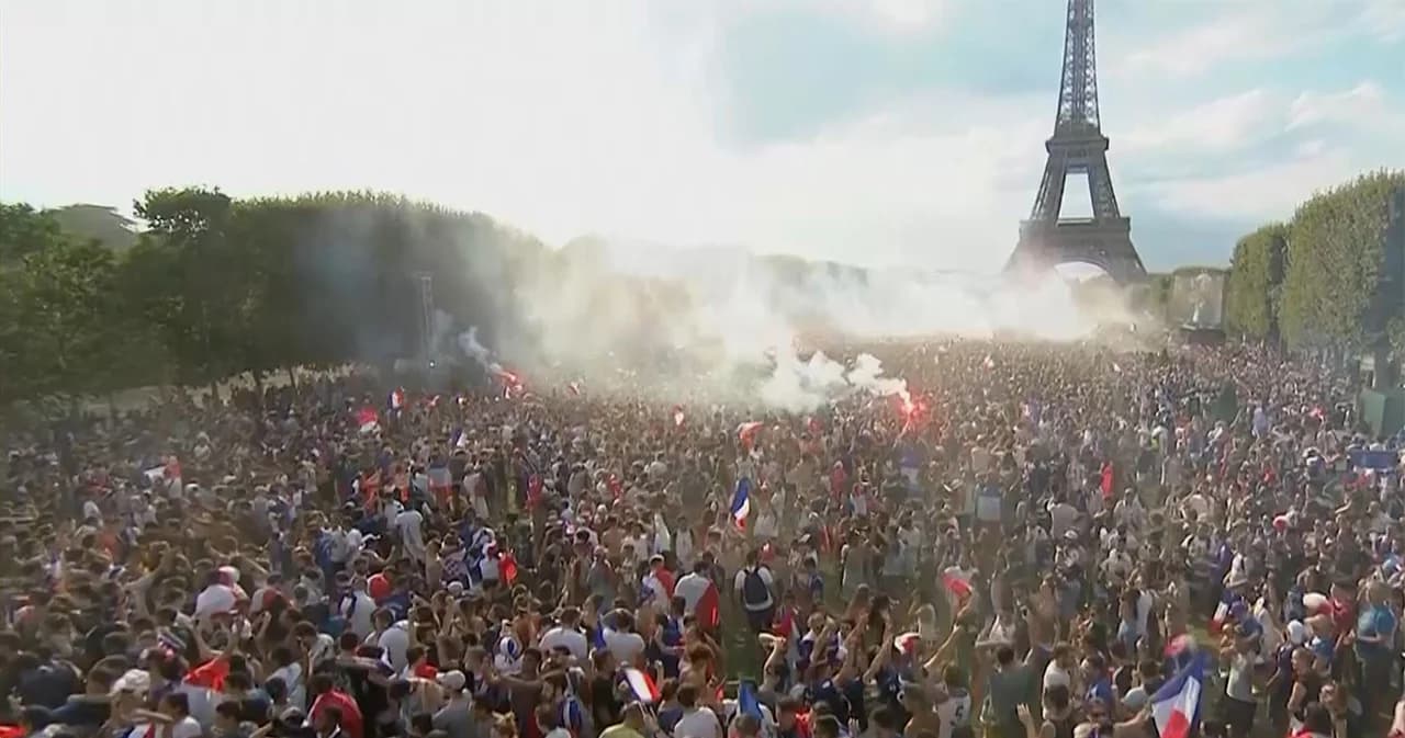 ชาวฝรั่งเศสดีใจขนาดไหนได้แชมป์โลกสมัยที่ 2