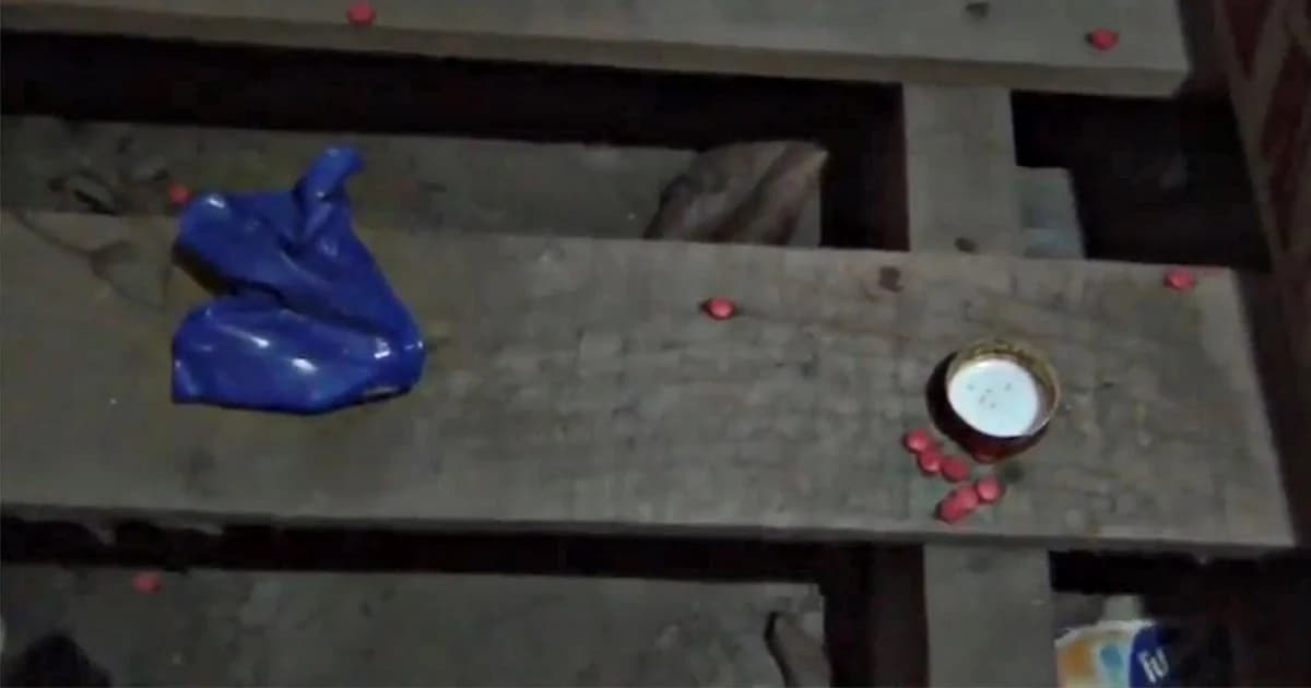 ตามล่าหนุ่มปริศนา หว่าน “ยาบ้า” ทิ้งในร้านอาหารกว่า 200 เม็ด