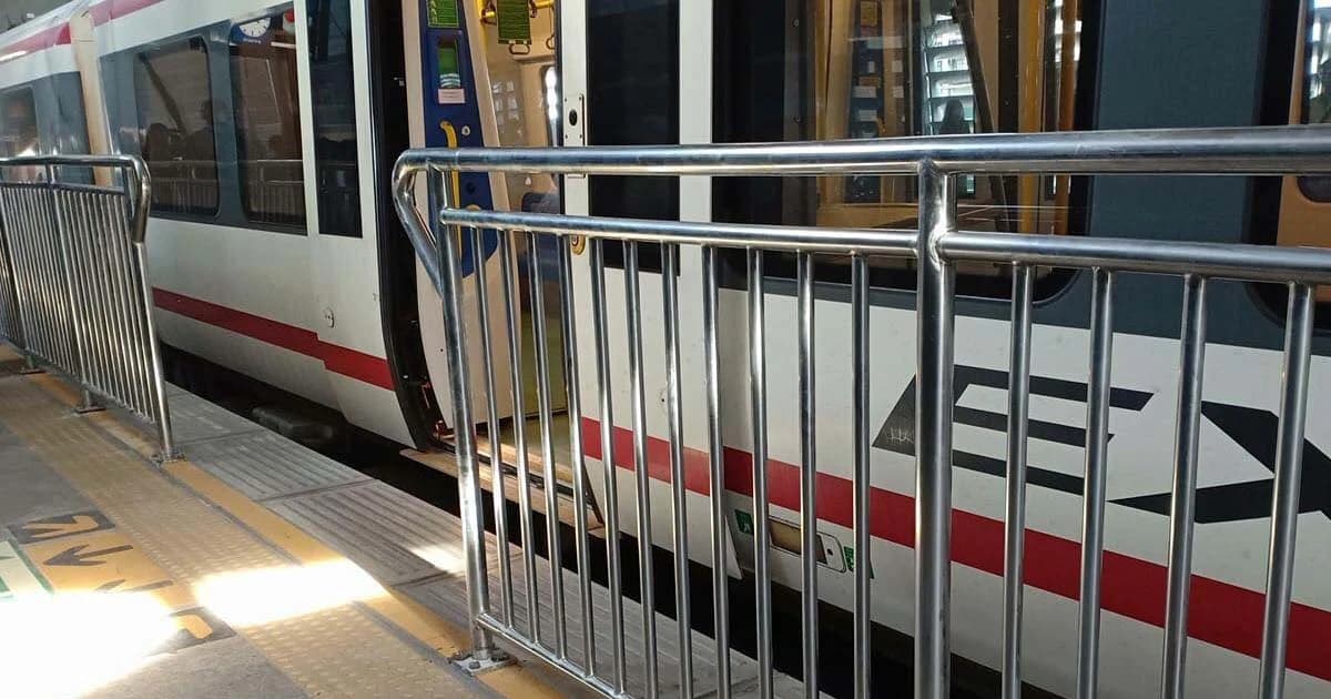 แอร์พอร์ตเรลลิงก์ แจงโซเชียลแซว “ราวกั้น” ยันคุ้มค่า-ปลอดภัย คล้ายรถไฟชินคันเซ็น