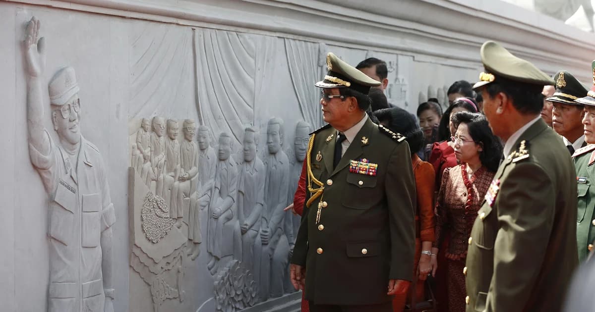 ฮุนเซนเหน็บชาติตะวันตก เลิกยุ่งเรื่องประชาธิปไตยในกัมพูชาได้แล้ว