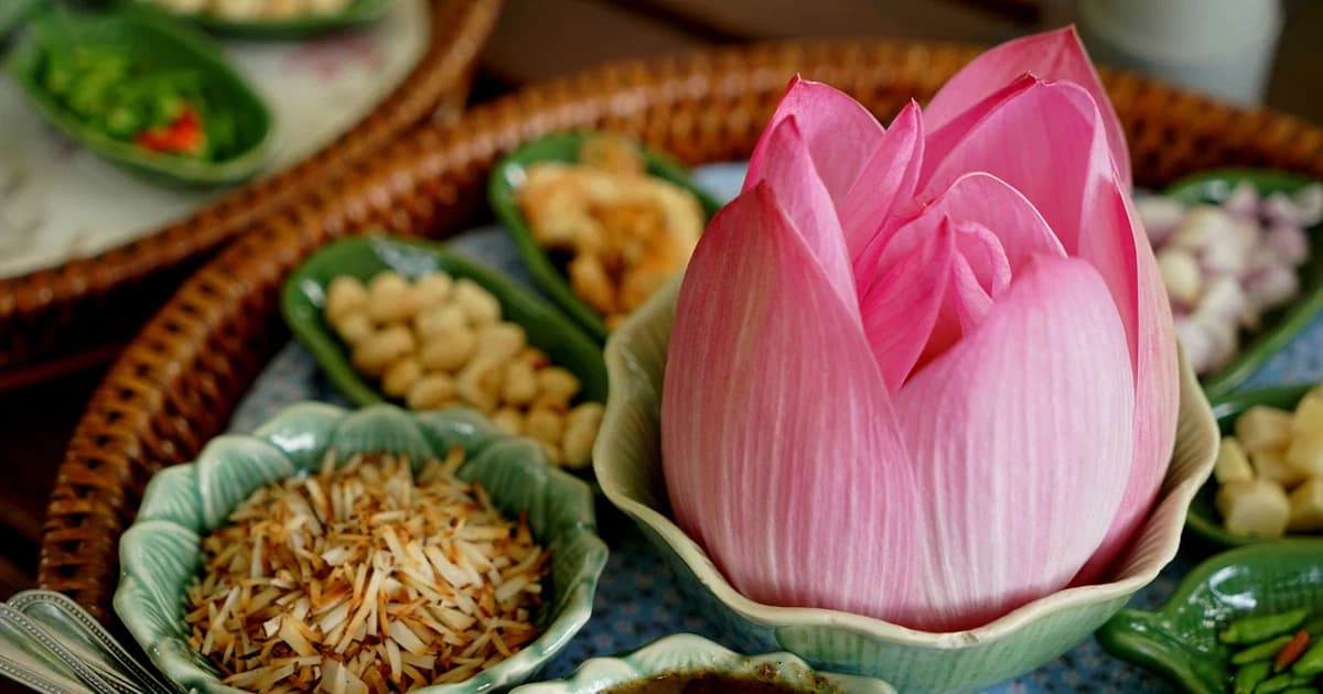 “ร้านสวนทิพย์” อาหารไทยโบราณท่ามกลางสวนสวย ม้ามืดคว้าดาวมิชลิน