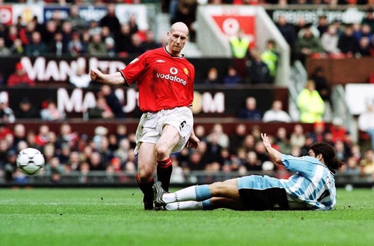 ย้อนอดีตพรีเมียร์ลีก: “สตัม” เผย “เฟอร์กี้” ใช้เวลา 10 นาทีแจ้งข่าวว่าเขาถูกขายทิ้งออกจากทีมแล้ว